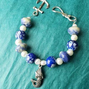 2/10 Marine theme blue bracelet